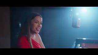 Claudia Bardagí - Wave (Video Oficial) ft. Cece Giannotti