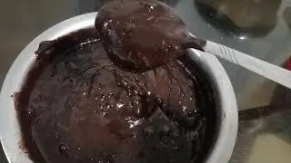 Easy Chocolate Fudge for Cake Filling and Spread.