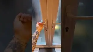 How to open and close (Lock/unlock) UPVC door handle with a lock and key.