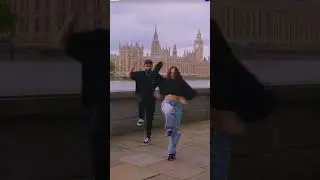 Unbelievable Girls Dancing to 