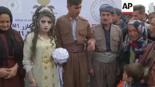 Mosul couple weds in displaced people camp
