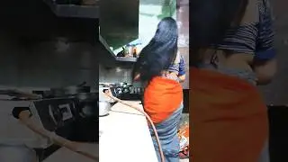 jaon aadame kaluva ko nhi janta #bollywoodremake #busyb #comedy #funny #explorepage #janvikapoor