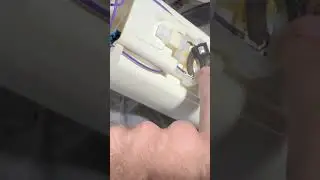 Указатель уровня топлива показывает НЕПРАВИЛЬНО! Неисправность датчика уровня топлива.