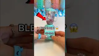 Making SLIME in the WORLD&rsquo;S SMALLEST BLENDER! 😱🌎👩&zwj;🍳
