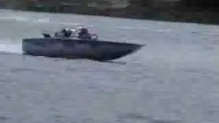 Circuit Speedboat Racing