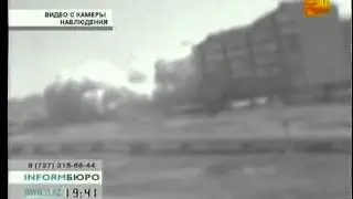 Момент крушения нововстройки в Караганде | 06.04.12