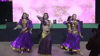 Indian Dance Group Mayuri fabulus performance at russia on hindi movie song Kajara re