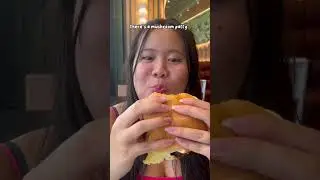 Rating burgers from cheap to expensive 🍔 Thailand edition 🇹🇭