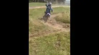 Chase making figure 8 rut