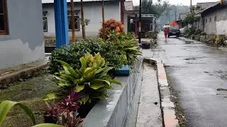 Rain in hill village | the cool atmosphere of the Indonesian countryside