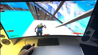 Playing Fortnite after losing my arm || Azeron Cyro