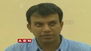 Khammam Municipal Corporation Commissioner Sandeep Kumar Alerts Corporators | Inside