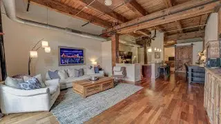420 S FRONT, Memphis, TN Presented by Melissa Thompson.