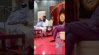 اجمل شاکر ،دربار ریختہ کے مشاعرہ میں شرکت کے موقع پر کلام پیش کرتے ہوئے 