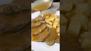 Solomillo de cerdo en salsa&hellip; &iexcl;est&aacute; brutal! 👨🏻&zwj;🍳🍖 #youtubeshorts #recetas