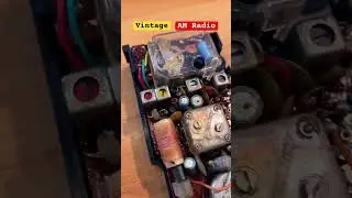 Inside of a #vintage AM #radio with #clock #electronic #diy #amazing #tutorial #pcb #shorts
