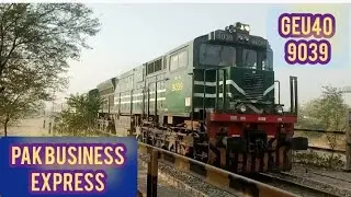 Don 502 GEU40 9015+9004 pak business Express GEU40 9039 passing from jahanian statan 