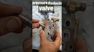 Pressure reducing valve repair #excavator#valve#hydraulique #repaire