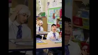 SCHOOLS IN YEAR 2100 TEACHING ABOUT OLD VIDEO GAMES 😊😢🥺 #shorts #tiktok