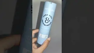 Implora 8+ ceramide skin barrier. Kemasannya cakep dan ini enak banget buat kulit berminyak!