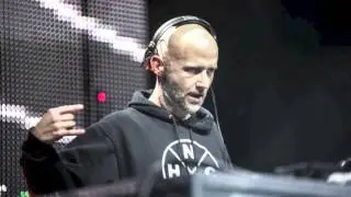 Moby & Simon Shackleton - Winter Embrace (PREVIEW)