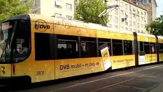 Stadtverkehr in Dresden Pirnaischer Platz mit Bahnfreak 005 Teil 1