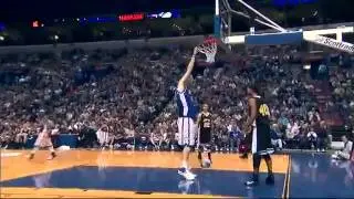 thechive com When you're 7&prime; 8&Prime; basketball seems a bit unfair Video)   theCHIVE