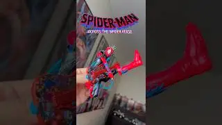 Unboxing & Posing Spider-Punk! #actionfigures #marvellegends #marvel #spiderman #spiderpunk #shorts