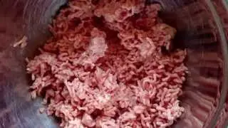 Why you shouldn't buy organic food from a major supermaret chain   Woolworths Organic Lamb Mince