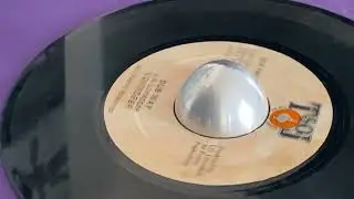 LOVINDEER ~ Dub Way (Find Your Way, B Side)
