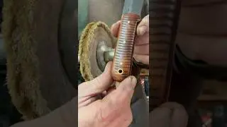 Buffing a Kephart knife corncob grip🔪