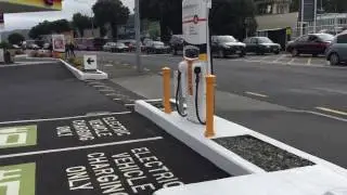 Z Energy Petone ChargeNet rapid charger review.