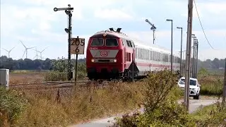Railsystems RP 218 402 Pidder L&uuml;ng in voller Fahrt durch Lehnshallig Richtung Sylt | Alex E