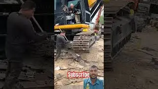 Excavator का Chain Plate Remove कैसे करते हैं? | Heavy Machine Repair 😲🔥#shorts#Excavator#Machine