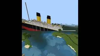 I BUILT SINKING TITANIC IN MINECRAFT | MINECRAFT | #shorts