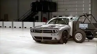 Dodge Challenger Crash Test #hemi #dodge #dodgechallenger #dodgecars #hellcat #hemipower