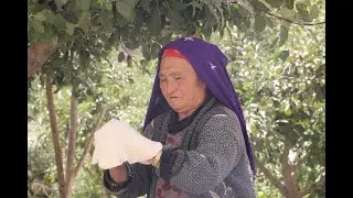 دست پخت مادر جان روستای/The hand-baked mother Jan Rostai