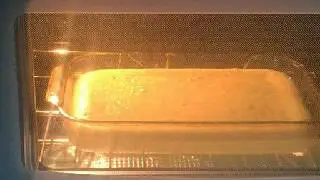Cake baking time lapse