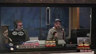 Nadz has text conversation with Burger King boy