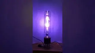 OSRAM Na Low pressure Sodium vapors arc spectral lamp German