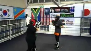 Gary Barrett training Kristen Barrett, Caryn Brooks & Stephanie De Villiers