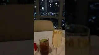 Club Lounge at 71F, of Vinpearl Landmark 81 🇻🇳 七十一樓高空行政酒廊 Happy Hour🍸🥂 #shorts #food #marriott #hcmc