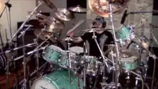 IVAN BUSIC  TOCANDO ANIMAL DO DR.SIN