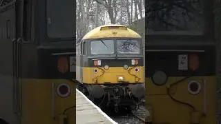 Class 47 arriving at Bury #trains #railway #trainvideos #train #trainspotting #class47 #elr