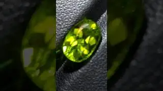 Luminous Peridot gemstone 3.15 CTS www.puritygems.etsy.com #peridot #gemstone #chrysolite #olivine