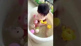 Make Bath Time Fun with These Cute and Safe Baby Bath Toys!#babycare  #ytshorts #cute