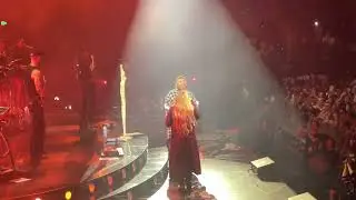 Teddy Swims & Tones And I Performing &lsquo;Gone Gone Gone&rsquo; at Rod Laver Arena in Melbourne - 22-10-2025