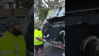 Garbage Truck Crushes Couch! #crushing #garbage  #garbagetruck #rearloader #shorts