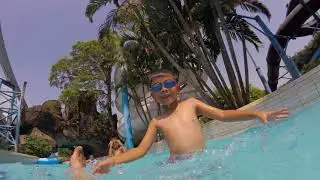 Enjoying with water at Ho tay water park HN
