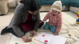 Cute baby got a surprise from mumma ❤️🤩 #cutebaby #funny #maabeti 